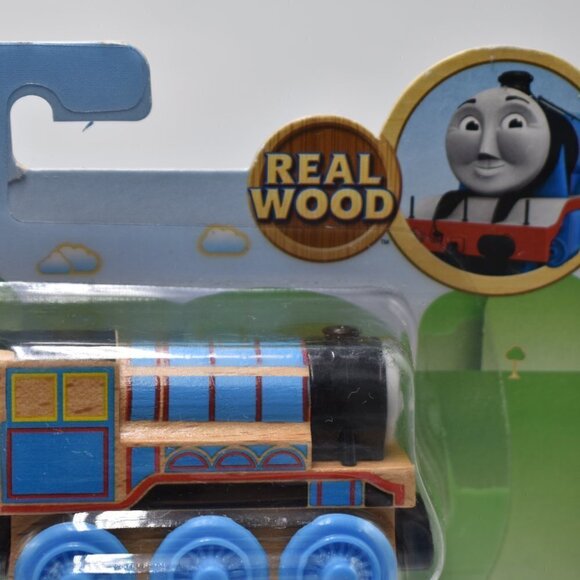 Thomas & Friends Wooden Railway Gordon & Tender Train Tank Real Wood 2017 - Picture 2 of 11